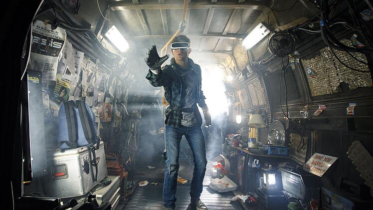 So oft er kann, entflieht Wade Watts alias Parzival (Tye Sheridan) der Realit&auml;t und begibt sich in die OASIS.
