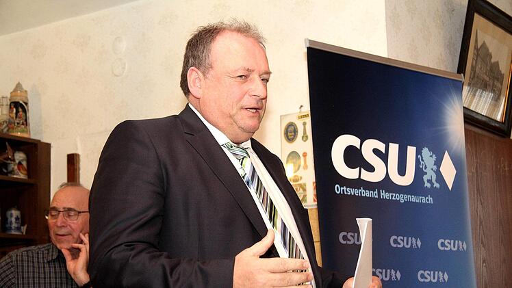 Walter Nussel berichtete as München.