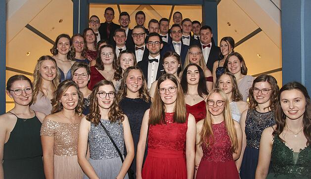 Der traditionelle Bauernball lockte viele Gäste an