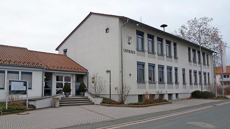 Hier tagt der Hemhofener Gemeinderat. Foto: Thomas Schöbel (Archiv)