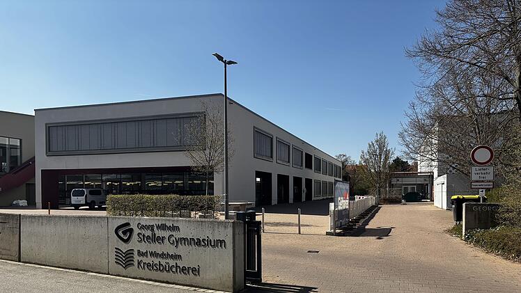 Einbrecher verwüsten zwei Schulen in Bad Windsheim