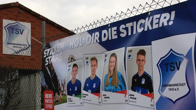 Ab Samstag können Fans des TSV Ebermannstadt die Sticker aller 19 Mannschaften des Vereins sammeln.  Josef Hofbauer