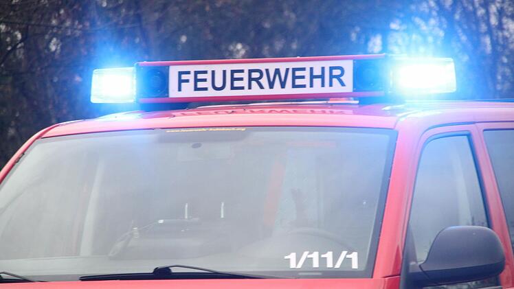 Die Kulmbacher Feuerwehr war am Sonntag vielfach gefordert, um Sturmschäden zu beseitigen. Archiv/Dagmar Besand