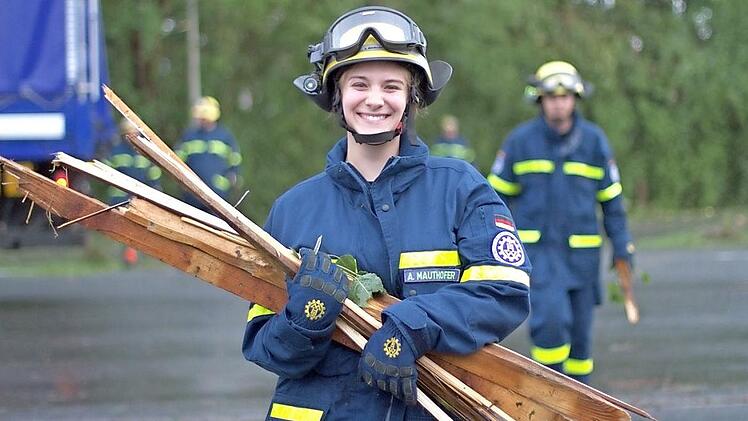 Der Forchheimer THW-Ortsverband bringt Interessierten alles bei, was bei einem Einsatz benötigt wird.  Foto: THW Forchheim