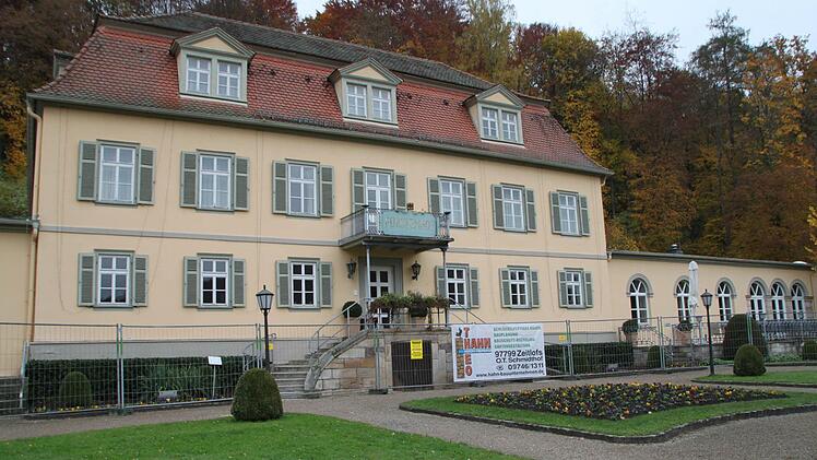 Doch seit dieser Woche übernachten hier keine Hotel-Gäste mehr. Das historische Gebäude ist abgesperrt.