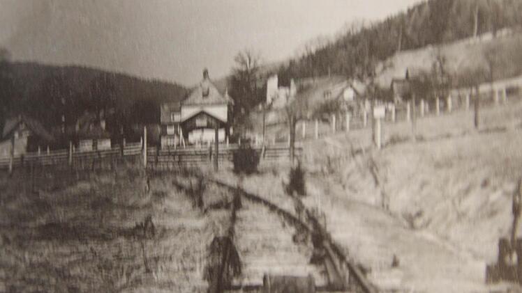 Die einstigen Gleise zwischen Welitsch und Heinersdorf. Foto: Archiv Heinlein