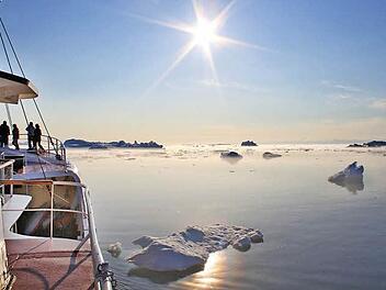 Eisige Weite: Für viele Reisende ist eine Arktis-Kreuzfahrt ein Lebenstraum. Fotos: djd/Polar Kreuzfahrten