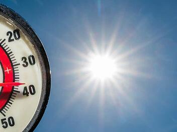 17 Tage Hitze pur: In Bamberg und Nürnberg wurde der 15 Jahre alte Temperaturrekord gebrochen. Symbolfoto: dpa