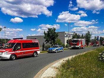 Schnelle Entwarnung in der Simon-Hegele-Straße - nur Fehlalarm.  Foto: Feuerwehr Forchheim
