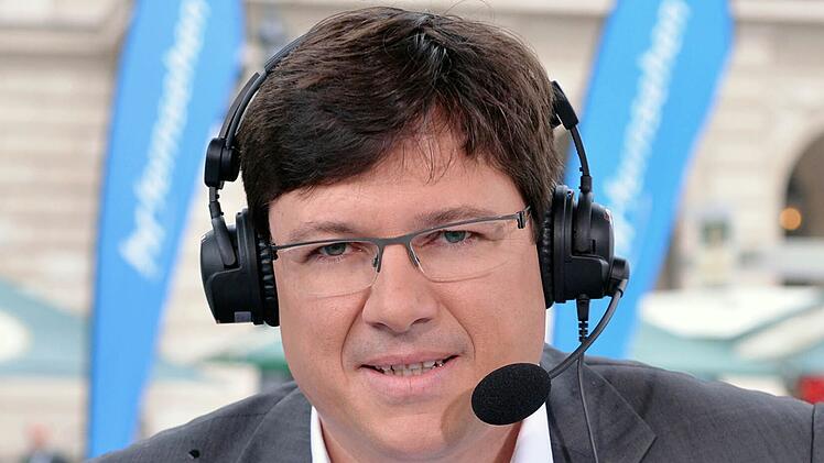 ARD Radsport-Experte Florian Naß begleitet die Tour de France seit 1997. Im Jahr 2025 sieht der ARD-Radsportexperte wieder ein Duell zweier Männer - aber auch einen spektakulären Streckenverlauf mit Chancen auf Überraschungen. Auch aus deutscher Sicht?