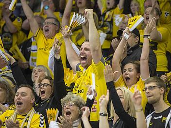 Endlich wieder vor (fast) voller Hütte: Der HSC 2000 Coburg kann in der neuen Saison wieder auf seine treuen Fans zählen.