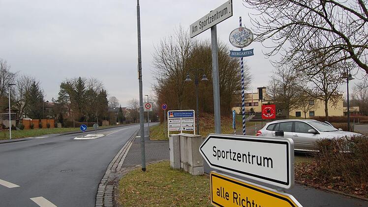 Bei der Planung des neuen Schul-Campus Hammelburg spielt unter anderem die Verkehrsführung eine wichtige Rolle.  Foto: Wolfgang Dünnebier