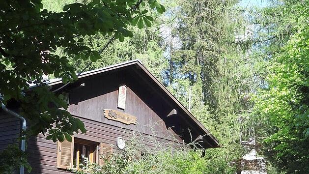 Die Arnoldhütte wurde vom reinen Zufluchtsort zum Ausflugsziel. Am Sonntag gibt es Grund, zu feiern.