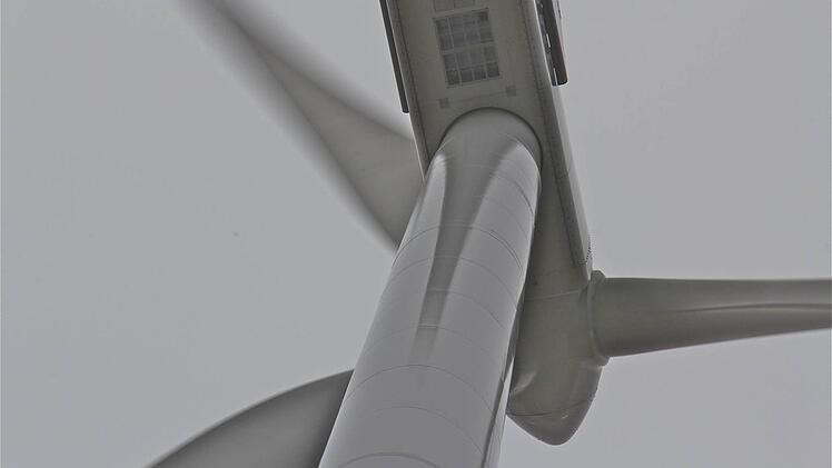 Der geplante Windpark war erneut Thema im Sulzthaler Gemeinderat.  Foto: Gerd Schaar