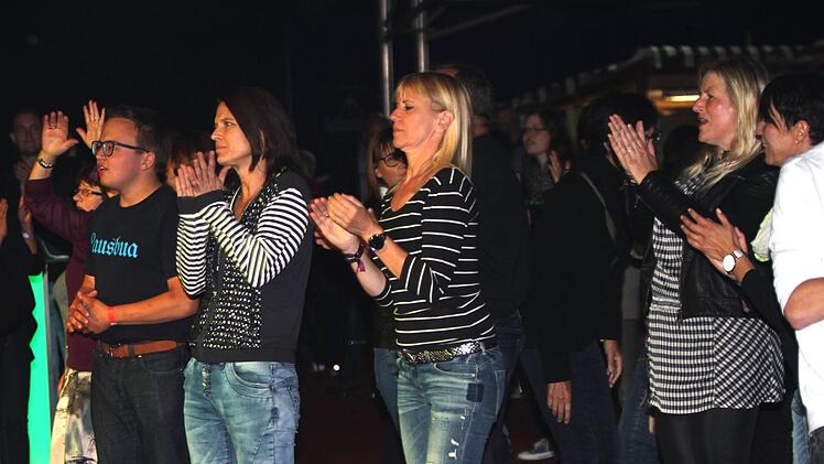 Auf der Tanzfläche in Eltmann herrschte immer reger Betrieb.