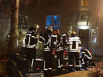 Gebäude geräumt: Feuer im Keller eines Mehrfamilienhauses