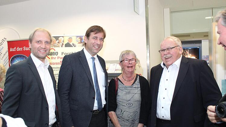 Ulrich Schürr, Hermann Ulm, Lisa Hofmann und Franz Streit besuchten sie Messe.