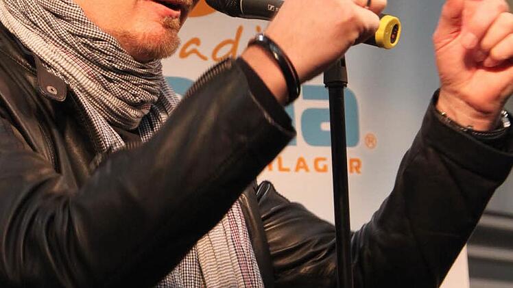 Nik P. am Mittwochabend im "Fritz" in Kulmbach. Foto: Jürgen Gärtner