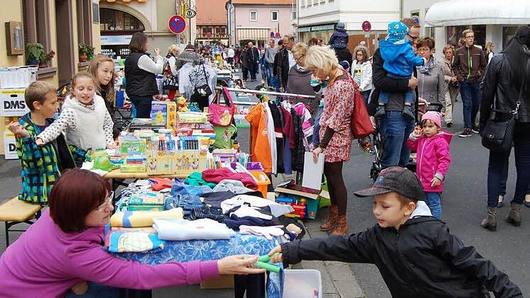Handeln und Feilschen will gelernt sein - am besten schon in jungen Jahren. Foto: Sigismund von Dobschütz