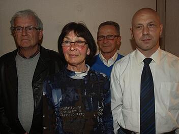 Der Vorstand des Trimm-Dich-Vereins Ebenhausen: v.l. Schriftführer Gerhard Weidensteiner, Kassiererin Gabriele Bub, Vorsitzender Werner Dengler und Stellvertretender Vorsitzender Matthias Kuhn. Fotos: Stefan Geiger