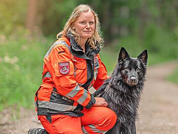 Sabrina Effenberg ist Vorsitzende der BRH-Rettungshundestaffel Forchheim und mit Leib und Seele dabei.Alexandra Schunder