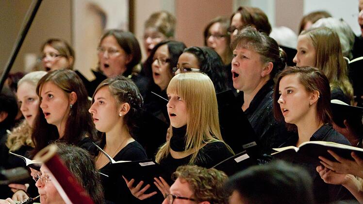 Engagierten Gesang erlebten die Zuhörer bei der Aufführung des Brahms-Requiems in der Coburger Morizkirche. Fotos: Jochen Berger