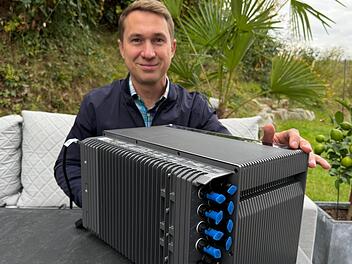 Perfekt auch für den mobilen Einsatz: Der Avocado Speicher liefert Strom, wo du ihn brauchst.