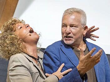 So klingt ein heißer Sechszylinder-Motor. Autoexpertin Susanne Rohrer kennt sich da aus. Foto: Klaus Gagel
