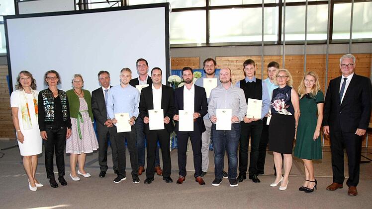 Die Absolventen  Foto: Richard Sänger