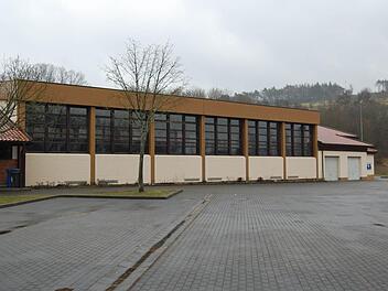Für große Veranstaltungen muss die Turnhalle umgebaut werden. Diese Kosten, von derzeit 500000 Euro ist die Rede, kann der Verein nicht stemmen.  Fotos: Günther Straub