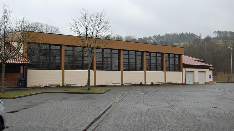 Für große Veranstaltungen muss die Turnhalle umgebaut werden. Diese Kosten, von derzeit 500000 Euro ist die Rede, kann der Verein nicht stemmen.  Fotos: Günther Straub