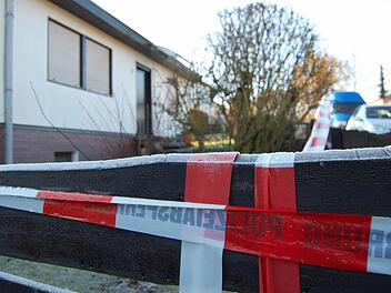 War Helmut S. in der Nacht zum 12. Dezember 2013 am Tatort? Und wenn ja, was hat er dort gemacht? Fragen, die auftauchten, nachdem die Spürhunde der Polizei seine Spur aufgenommen haben und diese vom Haus bis in die Wildbahn verfolgen konnten.  Foto: Christiane Lehmann