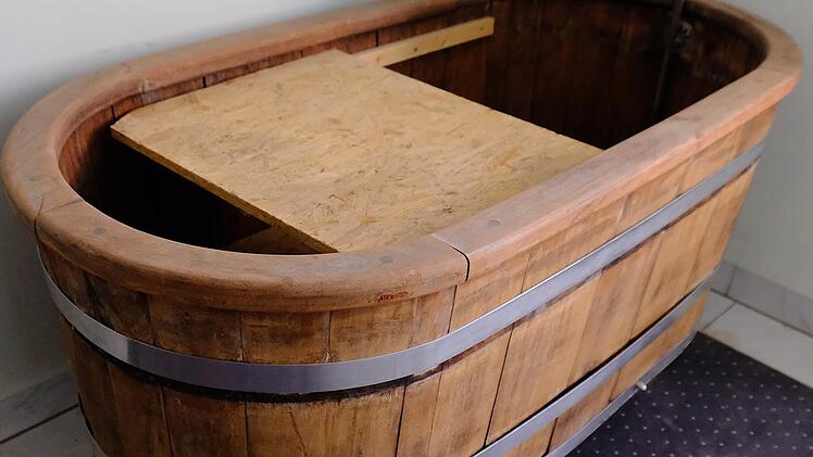 Ein Bild aus vergangenen Zeiten: So sah die historische Badewanne vor 200 Jahren aus. Foto: Gerd Schaar