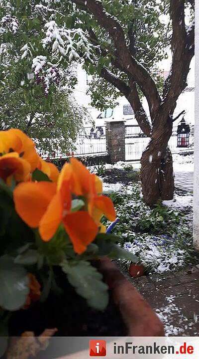 Franken: Ostermontag versinkt im Schnee