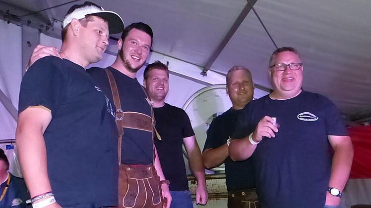 600 Kilogramm brachten die fünf Mannen des Burschenvereins "Frohsinn" Pittersdorf auf die Waage.