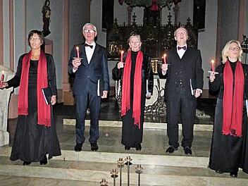 Das Gesangsensemble "Vocalisto" mit (von links) Ulrike Hahn, Ulrich Förster, Barbara und Hubertus Baumann und Marion Schmid. Mit lang anhaltendem Applaus wurden sie am Schluss gefeiert. Foto: Reißaus