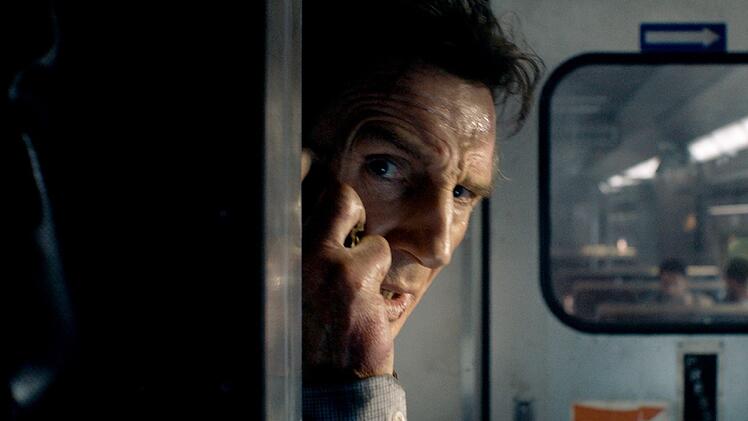 Michael MacCauley (Liam Neeson) bleibt wenig Zeit, um einen geheimnisvollen Passagier zu finden.