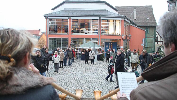 Der siebte Kulmbacher Kunsthandwerkermarkt ist eröffnet. Foto: Jürgen Gärtner