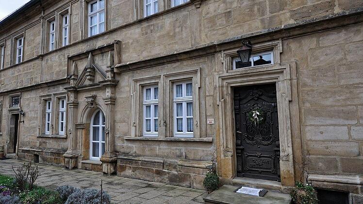 Das Pfarrhaus ist ein wahres Schmuckstück.