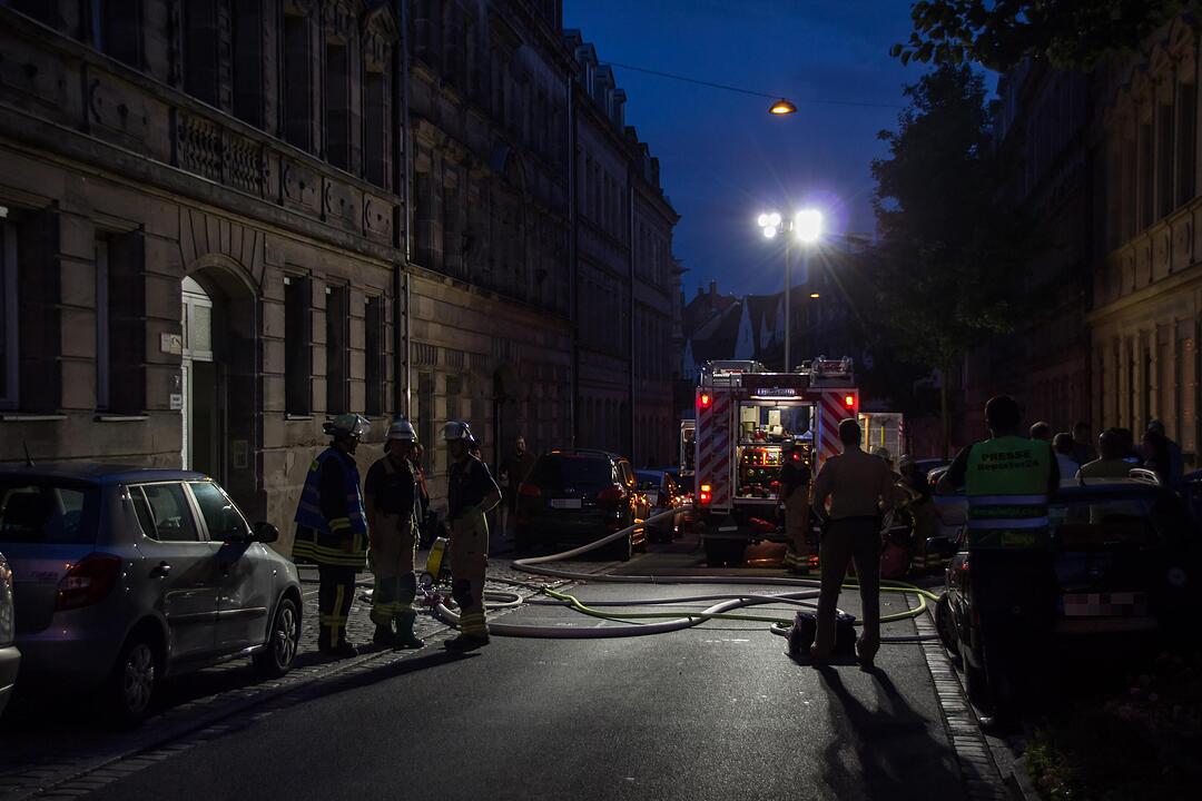 Fürth: Kellerbrand in Mehrfamilienhaus