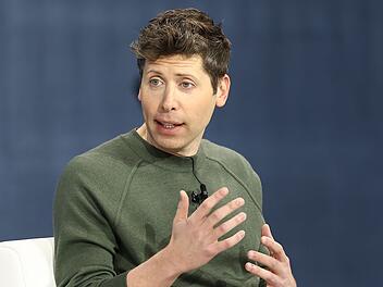 Mit dem Chatbot ChatGPT haben Sam Altman und seine Firma OpenAI unseren Alltag umgekrempelt. Nun plant Amazon einen Film über den Tech-Visionär.