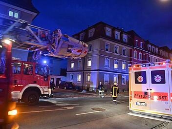 In Bamberg gab es am Samstagabend einen Brand in einer Wohnung. Fotos: Ronald Rinklef