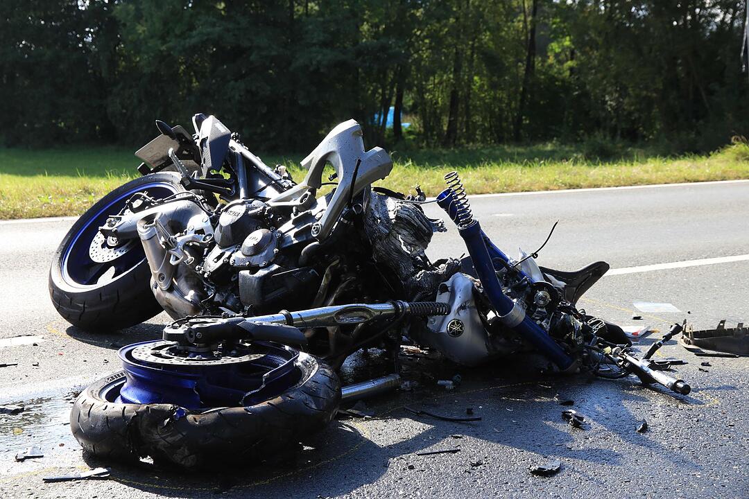 Motorradfahrer stirbt bei schwerem Unfall bei Bad Rodach