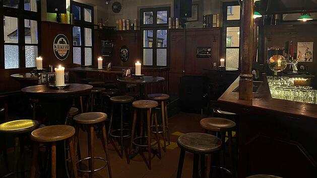 Erlangen: Irish Pub "Goldener Mond" feierte Wiedereröffnung - "breites Lächeln zu sehen und zu spüren"