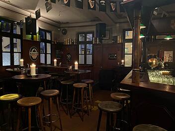 Erlangen: Irish Pub "Goldener Mond" feierte Wiedereröffnung - "breites Lächeln zu sehen und zu spüren"