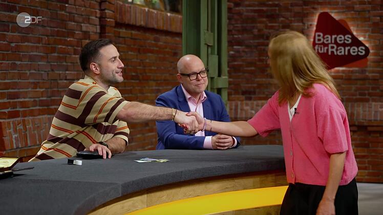 Nach dem Verkauf strahlte die Verk&auml;uferin: "Super."