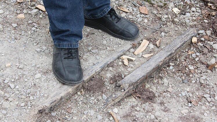 Kaputte Wasserrinnen.