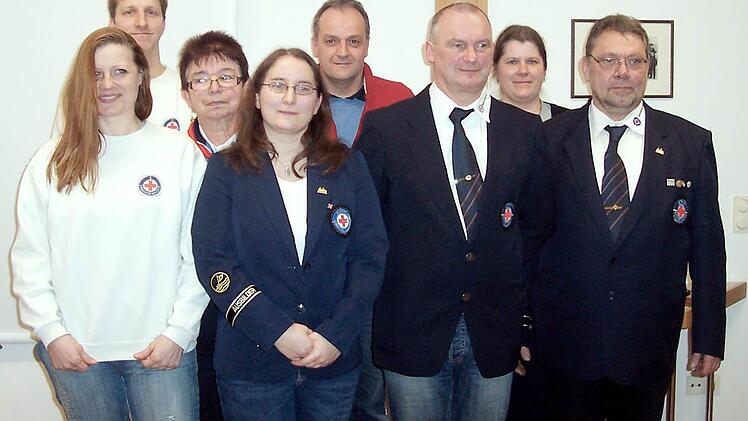 Von links: Martina Taillefer-Schnepf, Nicolas Taillefer, Erni Kraft, Eva-Maria Lipinski, Andreas Maurer, Armin Sklarczyk, Susanne Schüßler, Walter Kaluza Foto: Marina Zimmermann