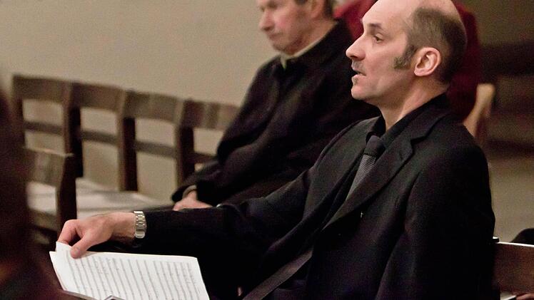 Aufmerksamer Zuhörer bei der Uraufführung seiner "Friedens-Messe": Komponist Sven Götz.