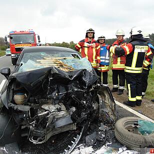 Frontalcrash im Landkreis Forchheim - mehrere Verletzte